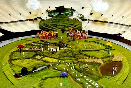 © Robert Rotifer Eröffnungszeremonienmodell: Green and pleasant land.